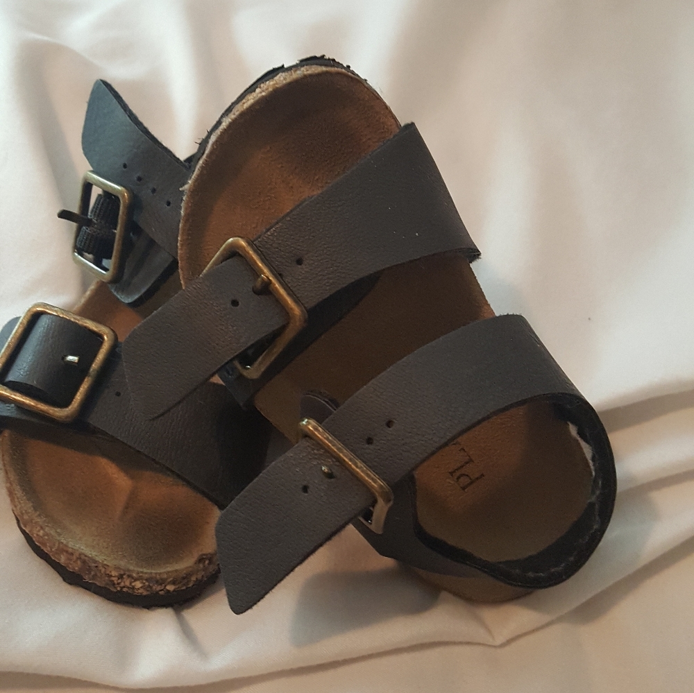 Size 4 Sandles